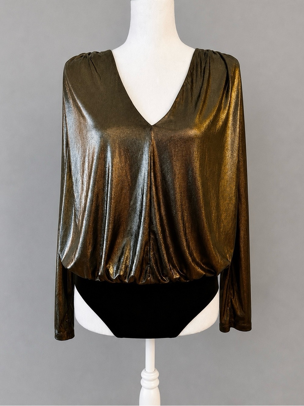 Express Glam Metallic Shimmering Gold Silver Deep V-Neck Bodysuit Medium